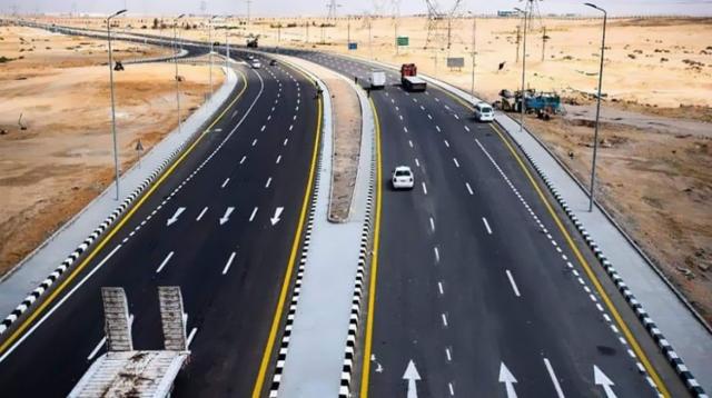 تعرف علي حالة المرور الآن على الطرق الصحراوية والسريعة