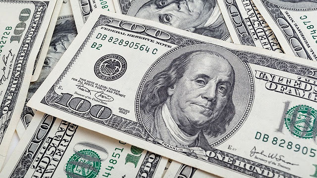 سعر الدولار في البنوك اليوم الأربعاء 19-11-2025.. مفاجأة غير متوقعة تهز توقعات السوق