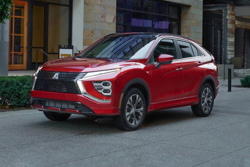 الوحش الياباني بنظام 4X4.. كل ما تريد معرفته عن ميتسوبيشي اكليبس كروس 2026