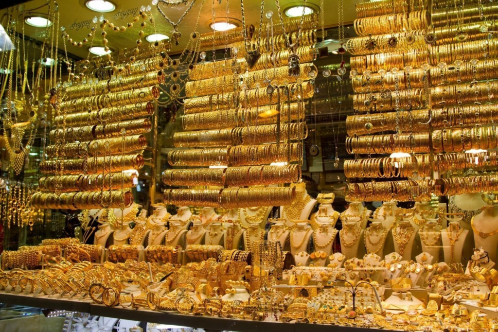 سعر الذهب اليوم في مصر.. قفزة جديدة لعيار 21 والجنيه الذهب بمحلات الصاغة
